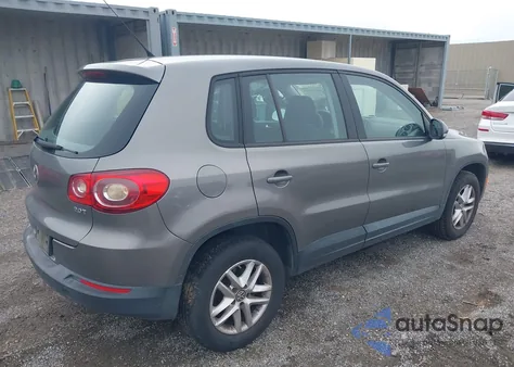 2011 Volkswagen Tiguan S from USA, damaged, VIN WVGAV7AX9BW556443